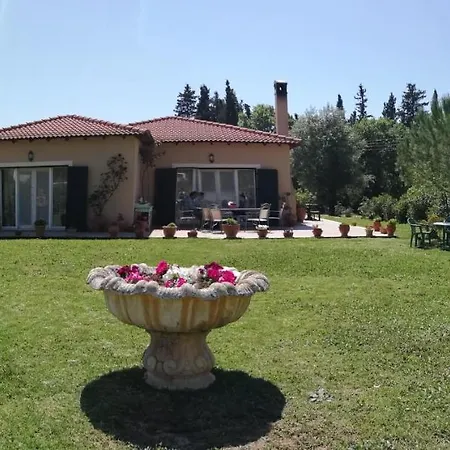 Holiday home Helen's Family Gouvia